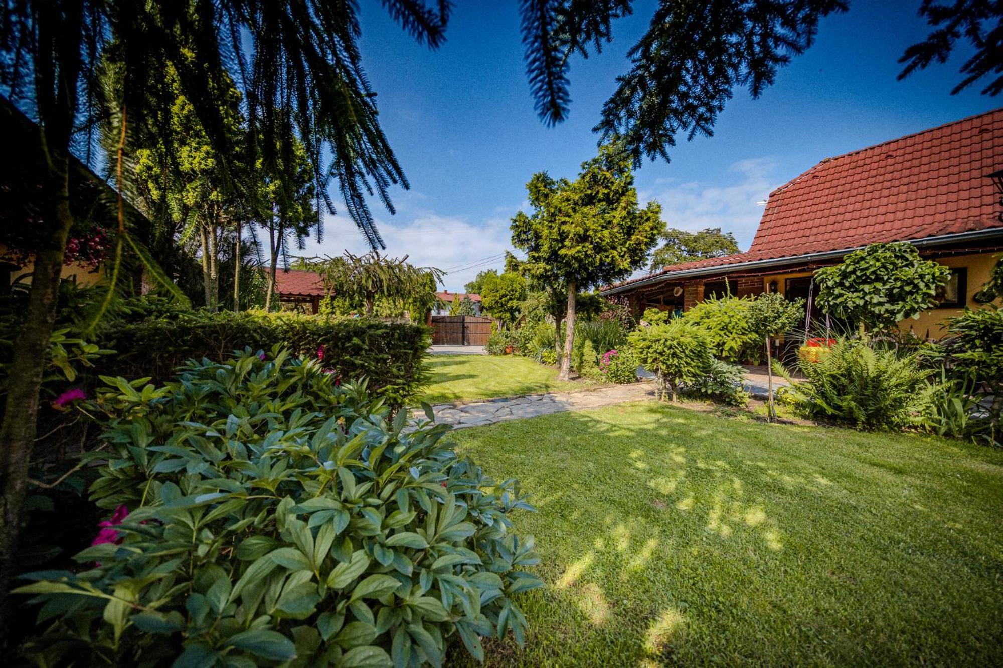 Villafilippa Kresetice Luaran gambar